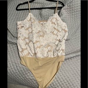 WAYF white and nude lace bodysuit size small